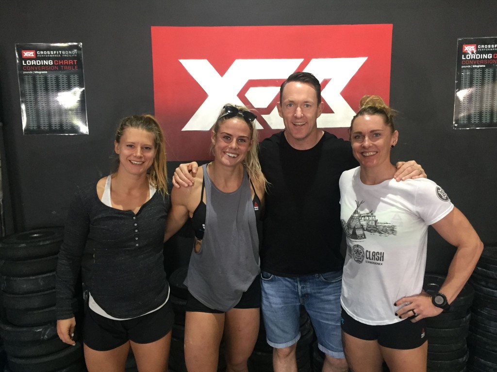 Happy faces encouraging you to contact the team from crossfit bondi to boob your free trial class after having a look at the timetable